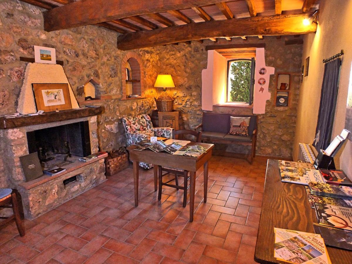 Colli Di Travale Farm stay *
